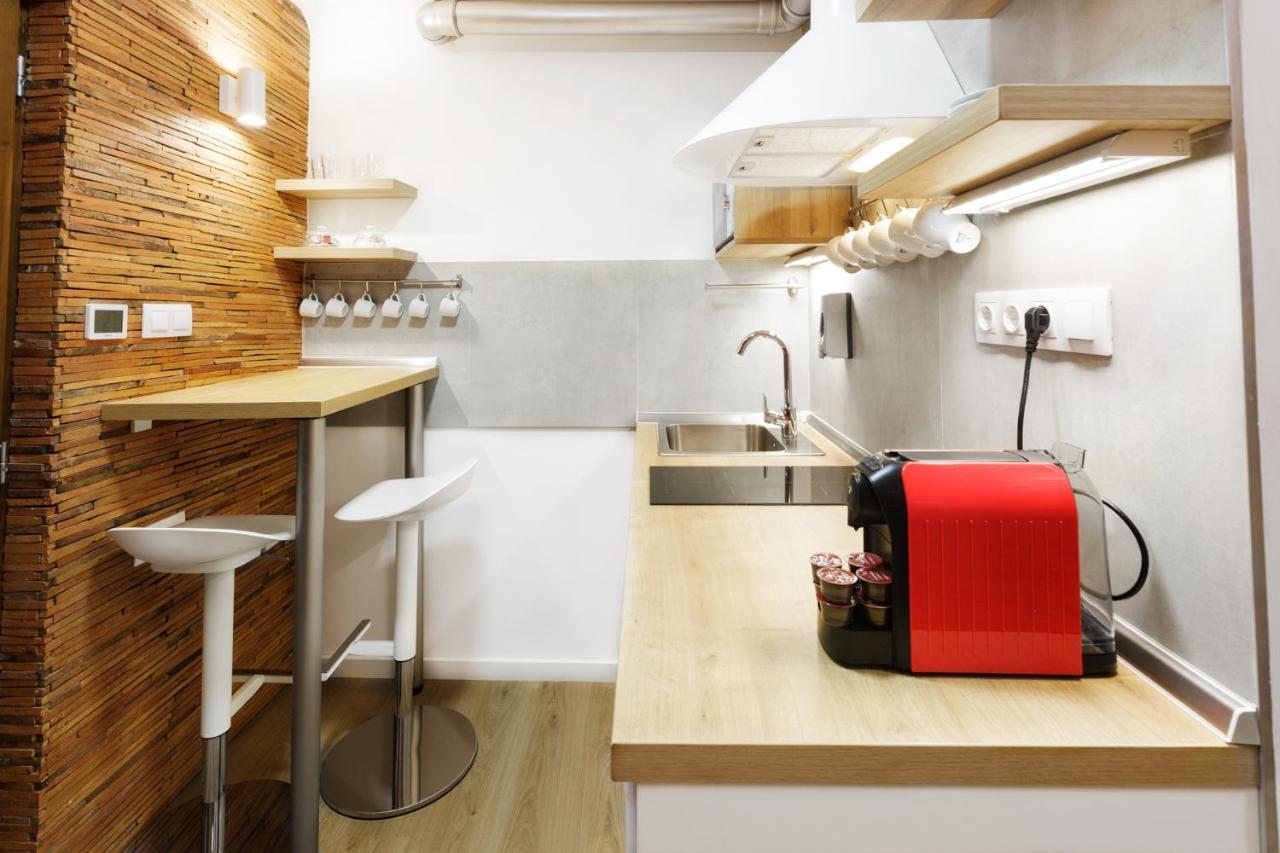 Anova Apartman Gyula Ngoại thất bức ảnh
